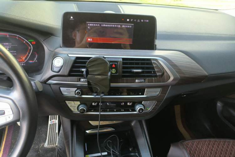 Used BMW X3 2020 xDrive28i Luxury Package Audio And AC Panel