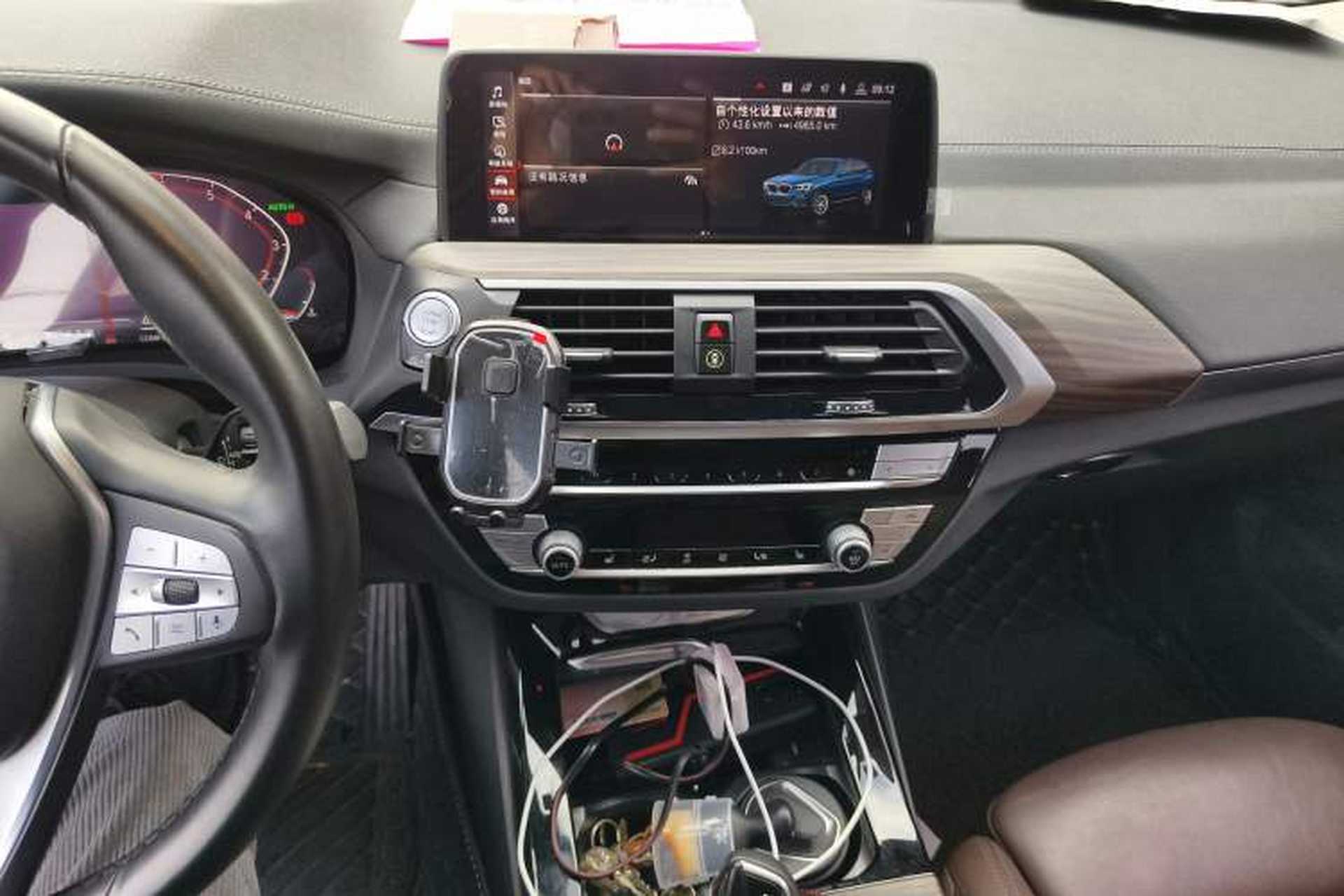 Used BMW X3 2020 xDrive28i Luxury Package Audio And AC Panel