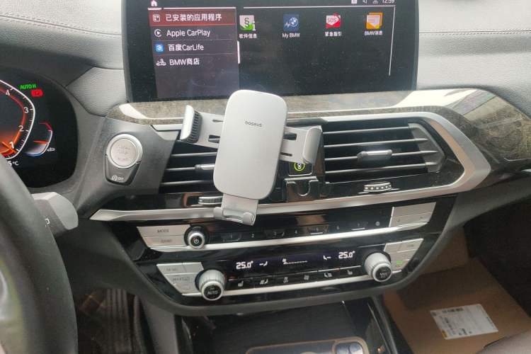 Used BMW X3 2020 xDrive30i Luxury Model with M Sport Package Audio And AC Panel