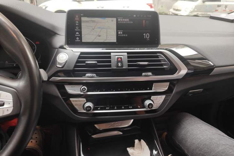 Used BMW X3 2020 xDrive25i Luxury Package Audio And AC Panel