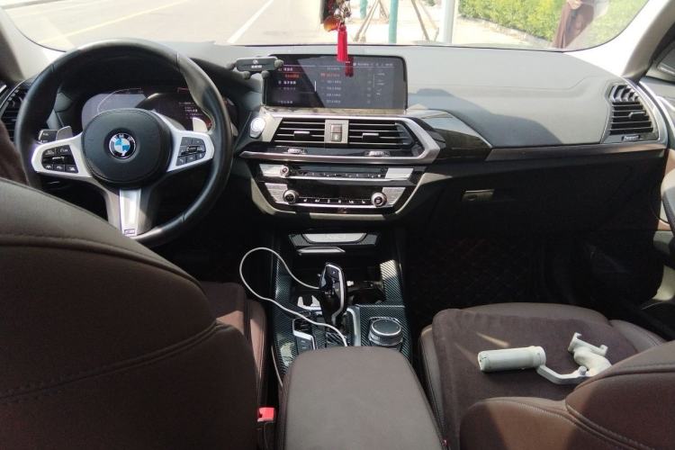Used BMW X3 2020 xDrive30i Luxury Model with M Sport Package Center Console