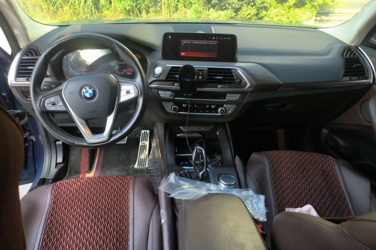 Used BMW X3 2020 xDrive28i Luxury Package Center Console