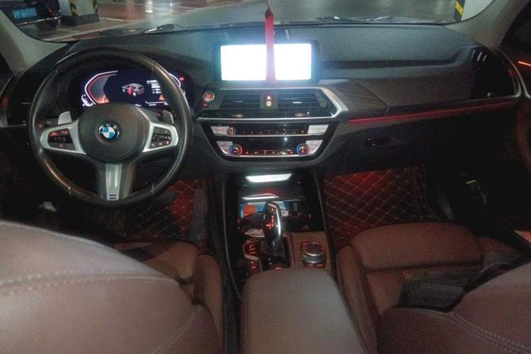 Used BMW X3 2020 xDrive28i M Sport Package Center Console