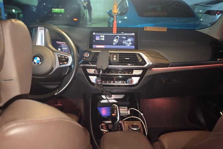 Used BMW X3 2020 xDrive30i Luxury Model with M Sport Package Center Console