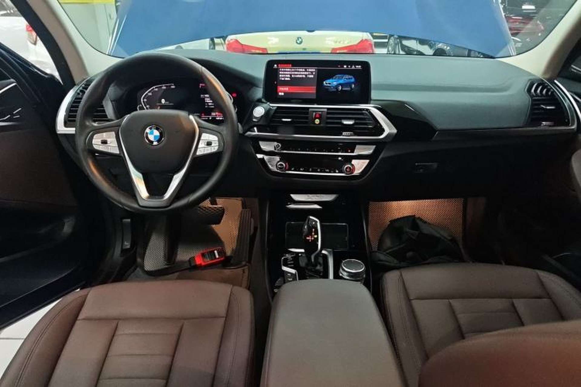 Used BMW X3 2020 xDrive25i Luxury Package Center Console