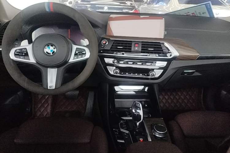 Used BMW X3 2020 xDrive28i M Sport Package Center Console