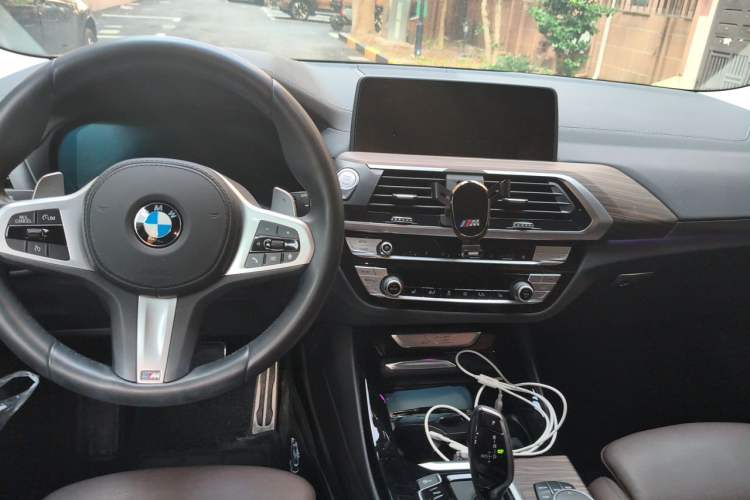 Used BMW X3 2020 xDrive28i M Sport Package Center Console