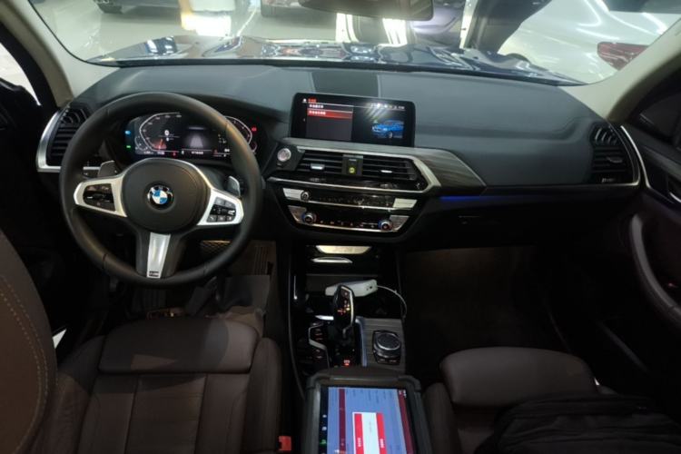 Used BMW X3 2020 xDrive28i M Sport Package Center Console