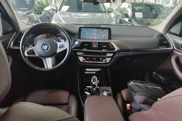 Used BMW X3 2020 xDrive28i M Sport Package Center Console