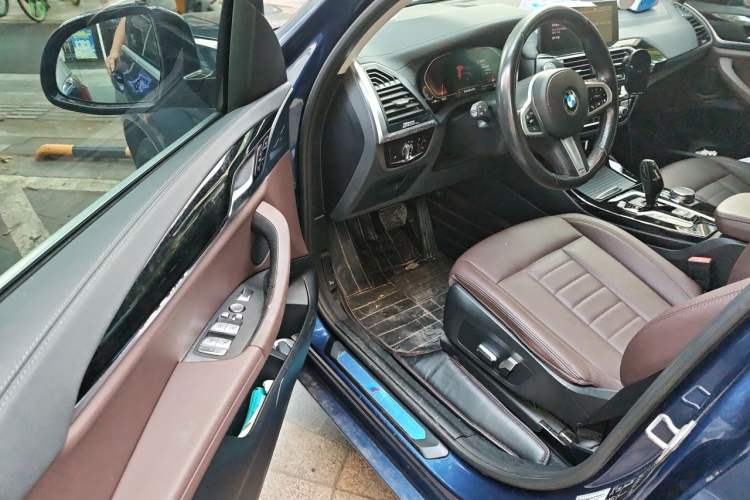 Used BMW X3 2020 xDrive25i M Sport Package Driver Seat