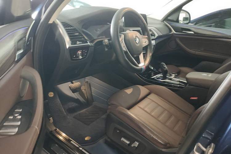 Used BMW X3 2020 xDrive28i Luxury Package Driver Seat