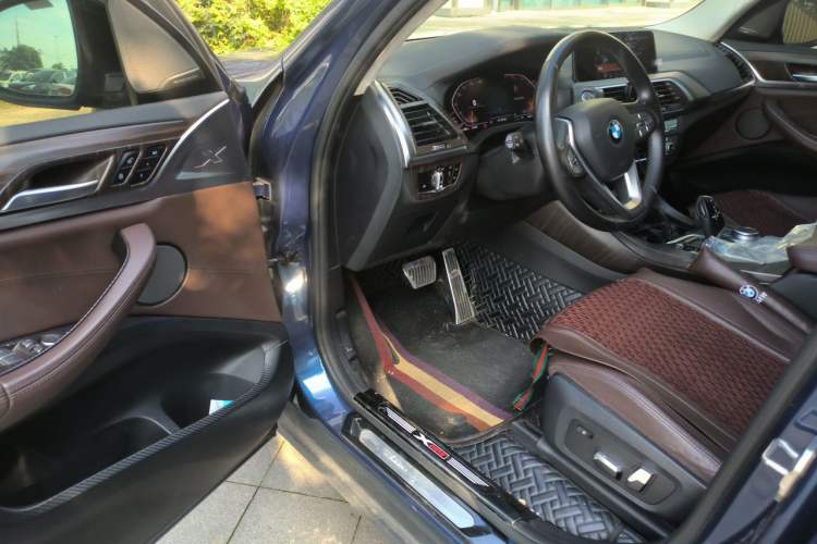 Used BMW X3 2020 xDrive28i Luxury Package Driver Seat