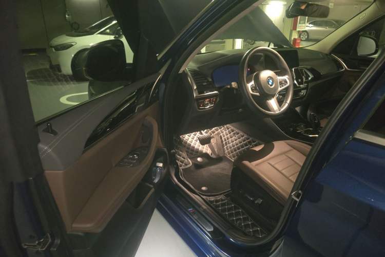Used BMW X3 2020 xDrive25i M Sport Package Driver Seat