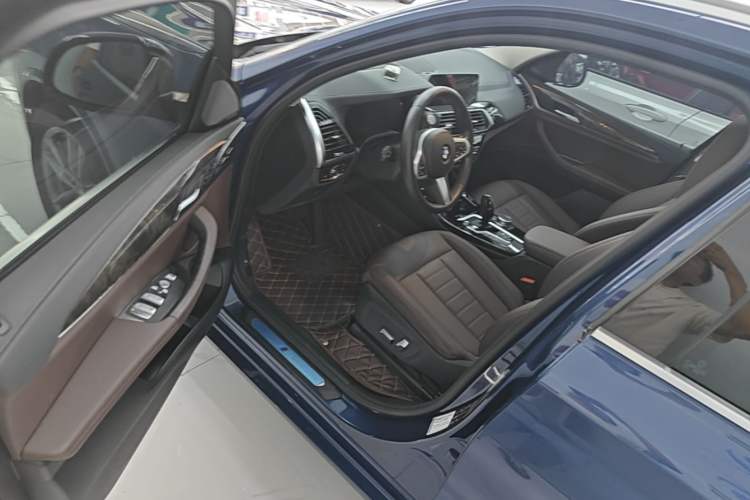 Used BMW X3 2020 xDrive25i M Sport Package Driver Seat