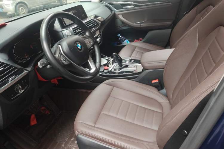 Used BMW X3 2020 xDrive25i Luxury Package Driver Seat