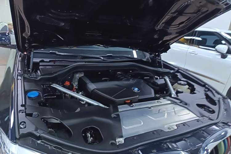 Used BMW X3 2020 xDrive28i M Sport Package Engine Bay