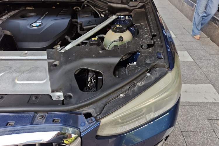 Used BMW X3 2020 xDrive25i Luxury Package Engine Bay Left