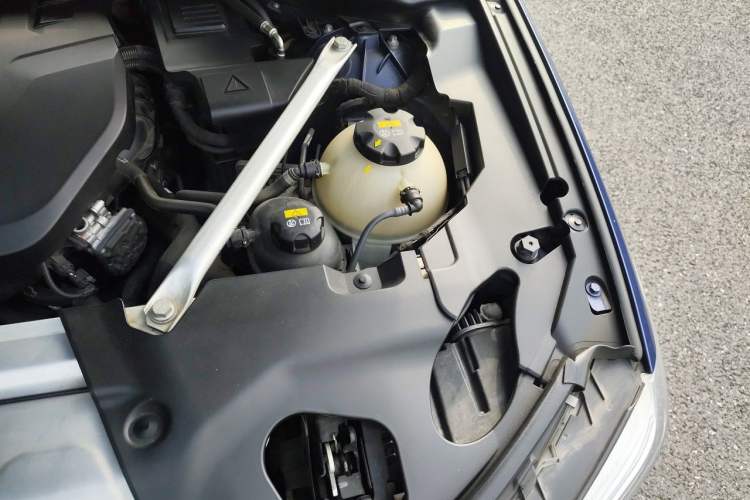 Used BMW X3 2020 xDrive28i M Sport Package Engine Bay Left
