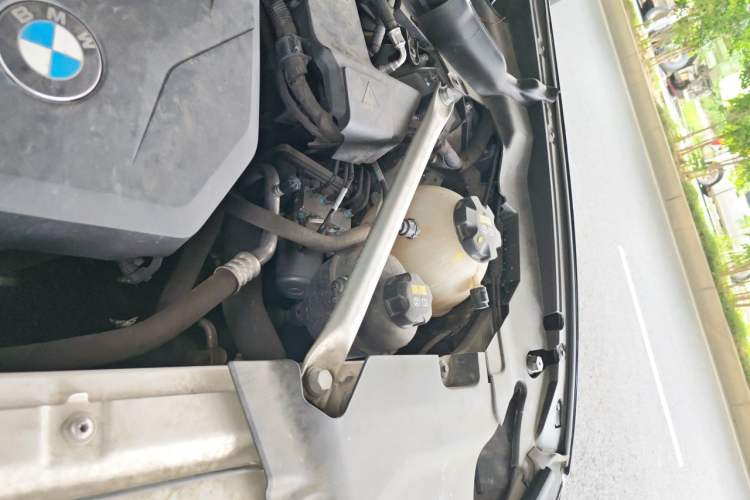 Used BMW X3 2020 xDrive28i M Sport Package Engine Bay Left