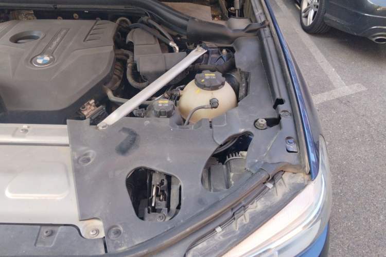 Used BMW X3 2020 xDrive25i M Sport Package Engine Bay Left