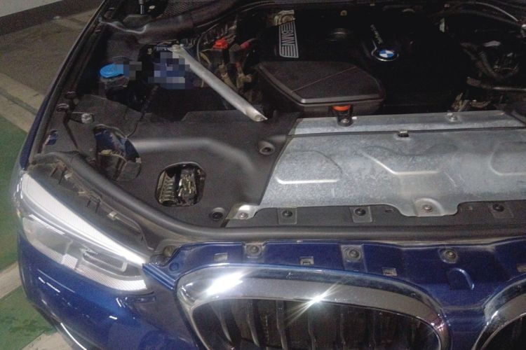 Used BMW X3 2020 xDrive28i M Sport Package Engine Bay Right