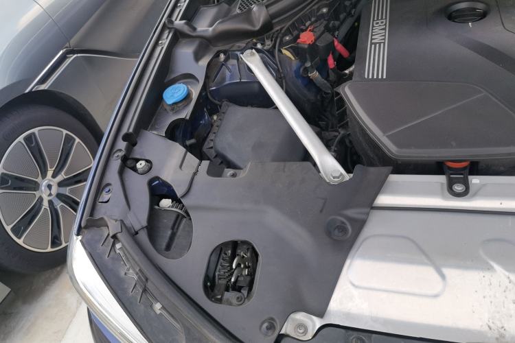 Used BMW X3 2020 xDrive28i M Sport Package Engine Bay Right