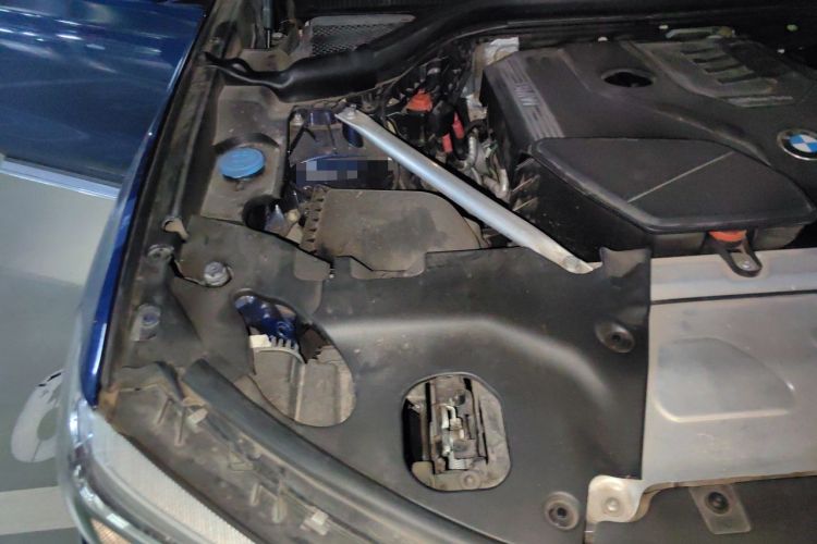 Used BMW X3 2020 xDrive28i Luxury Package Engine Bay Right