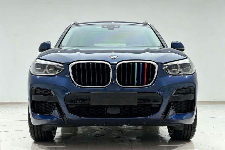Used BMW X3 2020 xDrive30i Luxury Model with M Sport Package Exterior 4
