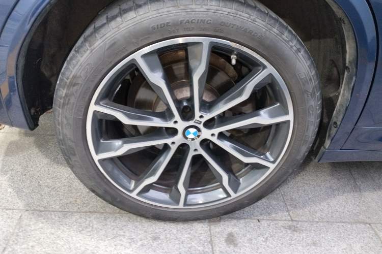 Used BMW X3 2020 xDrive30i Luxury Model with M Sport Package Exterior 5