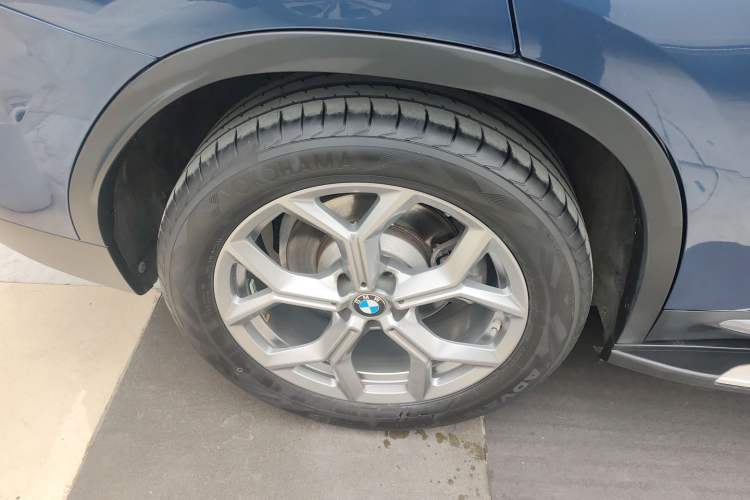 Used BMW X3 2020 xDrive28i Luxury Package Exterior 8