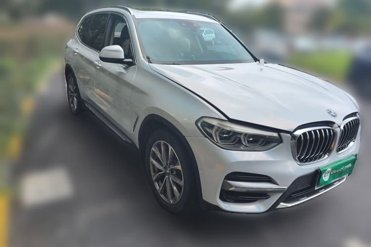 Used BMW X3 2020 xDrive25i Luxury Package Front Right 45 Deg