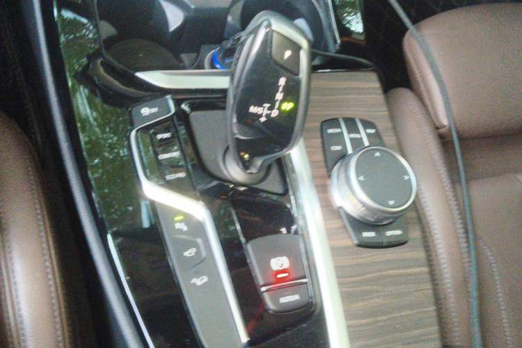 Used BMW X3 2020 xDrive28i M Sport Package Gear Lever