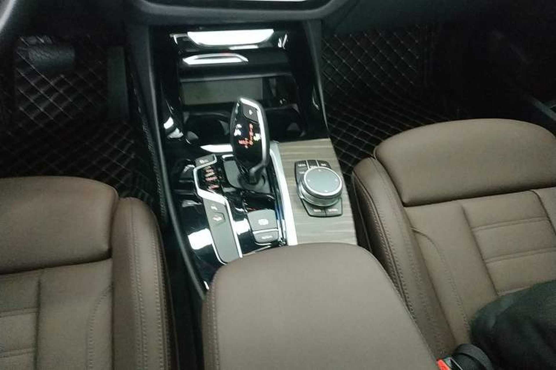 Used BMW X3 2020 xDrive28i Luxury Package Gear Lever