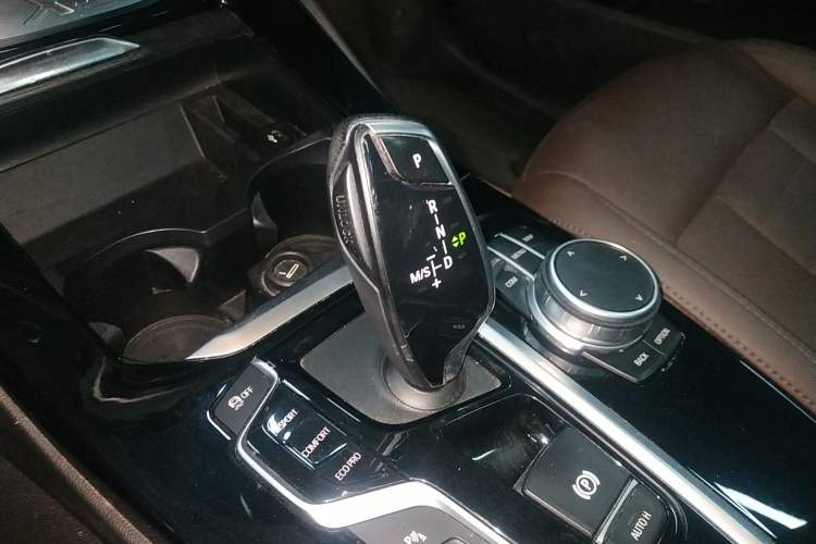 Used BMW X3 2020 xDrive25i M Sport Package Gear Lever