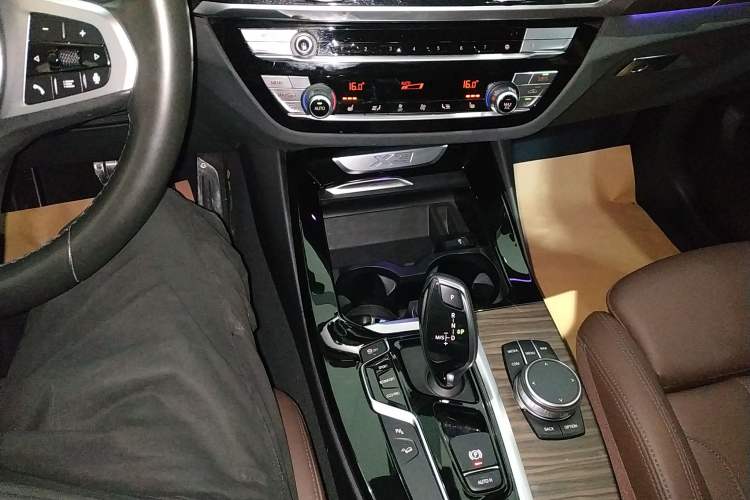 Used BMW X3 2020 xDrive28i M Sport Package Gear Lever