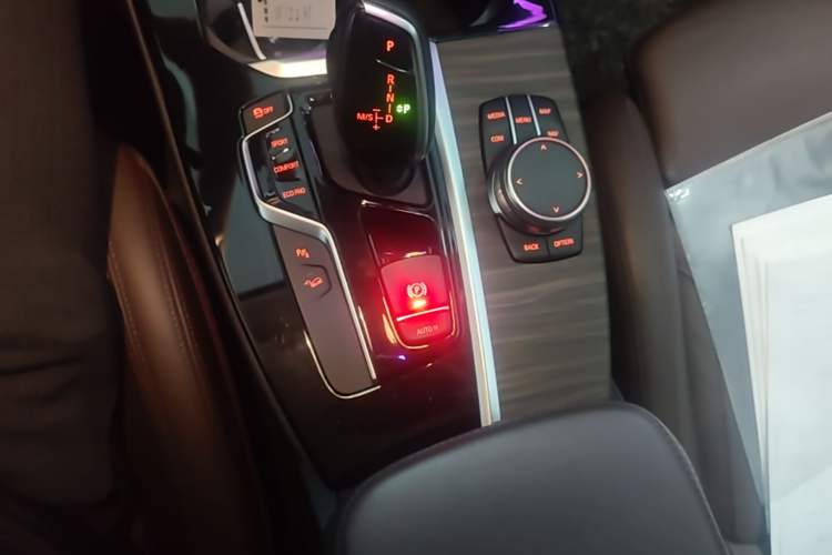 Used BMW X3 2020 xDrive28i Luxury Package Gear Lever