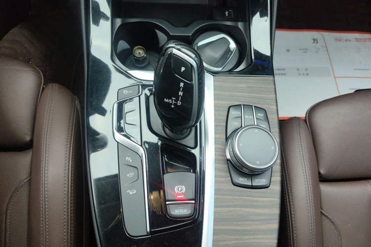 Used BMW X3 2020 xDrive28i Luxury Package Gear Lever