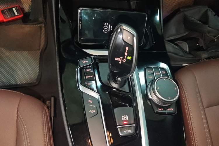 Used BMW X3 2020 xDrive25i Luxury Package Gear Lever