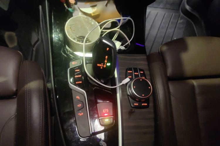 Used BMW X3 2020 xDrive28i Luxury Package Gear Lever