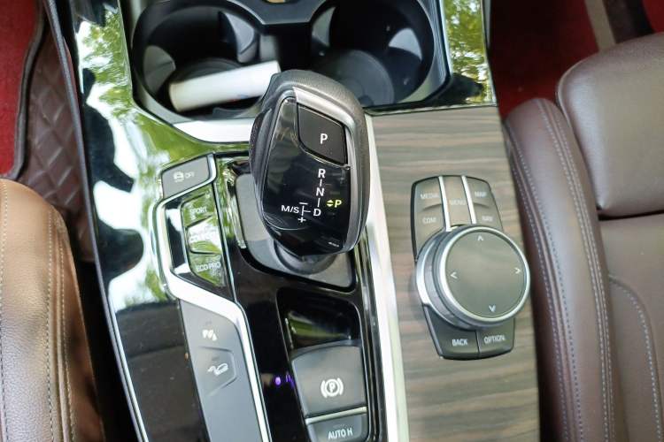 Used BMW X3 2020 xDrive28i Luxury Package Gear Lever