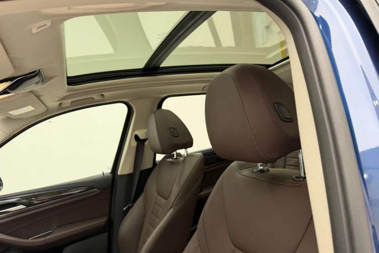 Used BMW X3 2020 xDrive30i Luxury Model with M Sport Package Headliner