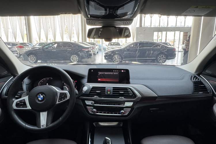 Used BMW X3 2020 xDrive28i M Sport Package Interior 1