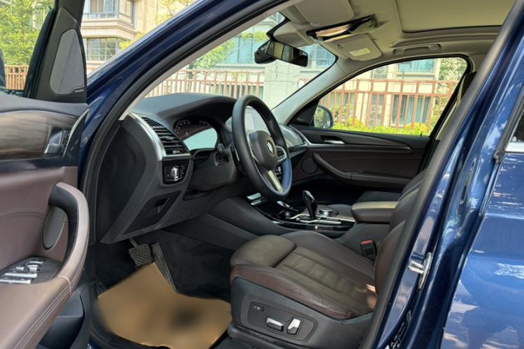 Used BMW X3 2020 xDrive28i M Sport Package Interior 1