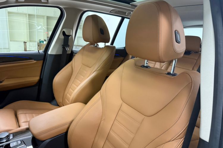 Used BMW X3 2020 xDrive30i Luxury Model with M Sport Package Interior 10