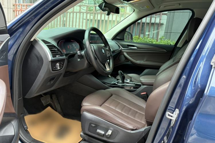 Used BMW X3 2020 xDrive28i Luxury Package Interior 2