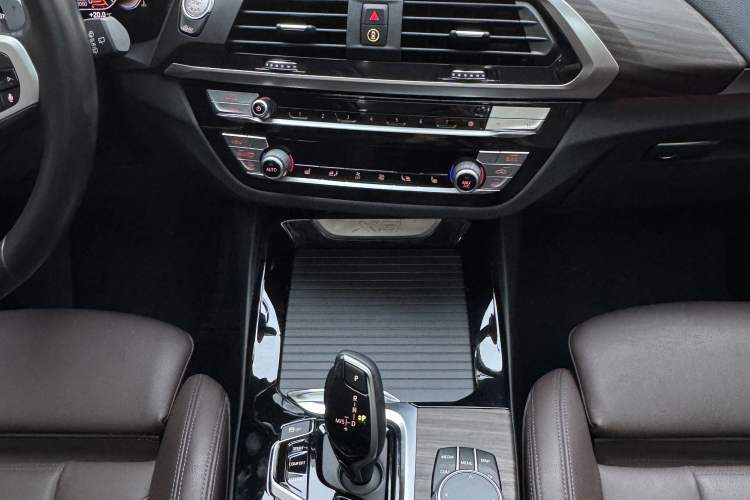 Used BMW X3 2020 xDrive28i M Sport Package Interior 3