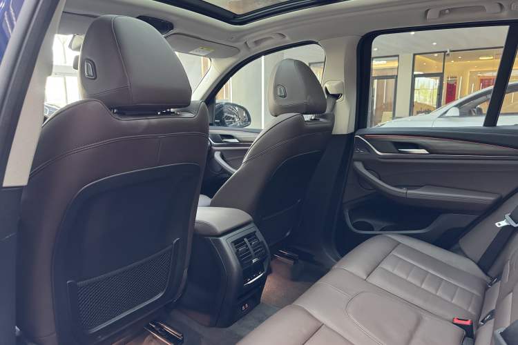 Used BMW X3 2020 xDrive28i M Sport Package Interior 5