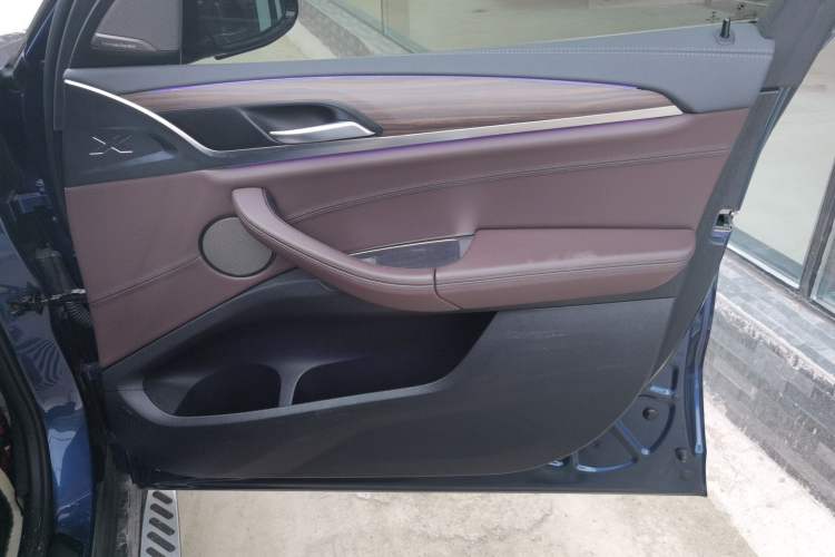 Used BMW X3 2020 xDrive28i M Sport Package Interior 5