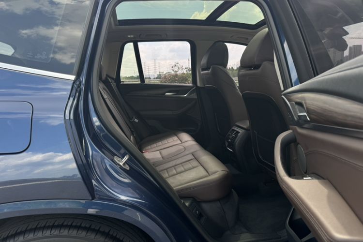 Used BMW X3 2020 xDrive28i M Sport Package Interior 5