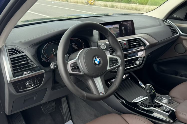Used BMW X3 2020 xDrive28i M Sport Package Interior 7